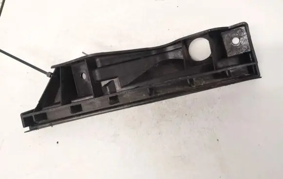 Volkswagen Touran I Front bumper mounting bracket 1t0807890a