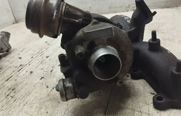 Volkswagen Sharan Turbo 088253019C