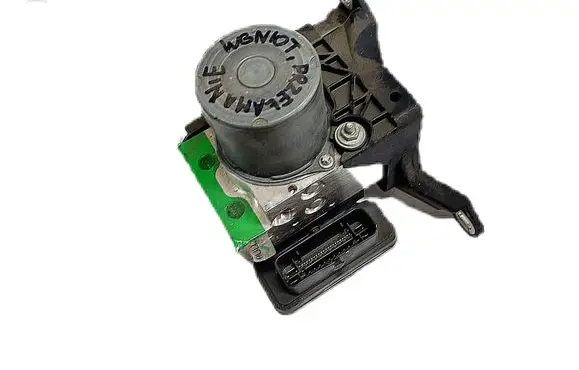 Mercedes-Benz SL R231 ABS Pump A2314313512