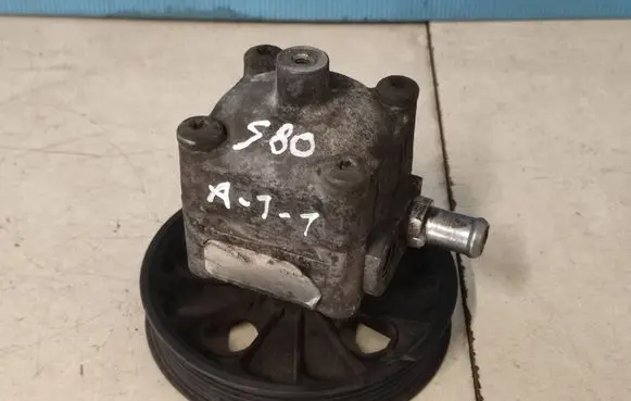 Volvo S80 Power steering pump