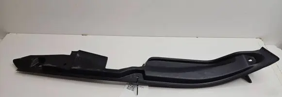 BMW 1 F40 Fender end trim 183312 18331210 51767450919