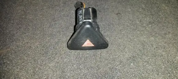 Ford Fusion Hazard light switch 2n1t13a350aa