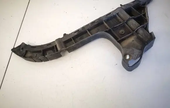 Volvo V70 Rear bumper mounting bracket 31265327