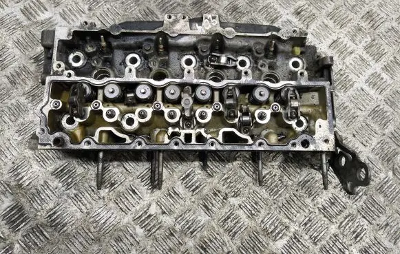Engine head