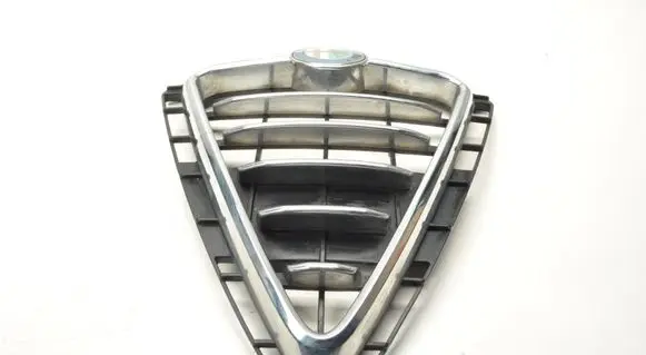 Alfa Romeo Giulietta Front grill 156085889