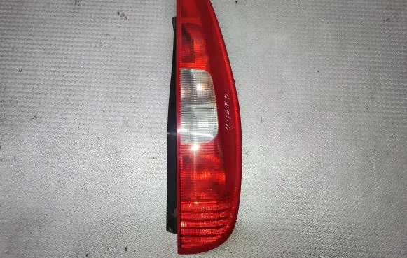 Mitsubishi Colt Rear/tail lights 8330A234