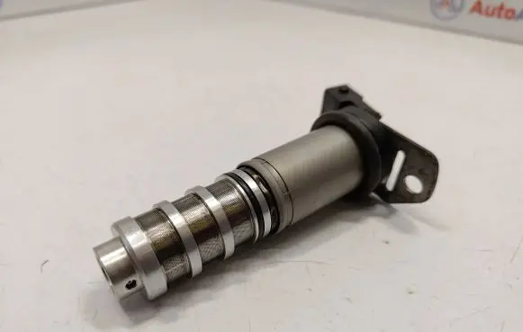 BMW X5M E70 Camshaft vanos timing valve 8605123 11368605123 11367585776