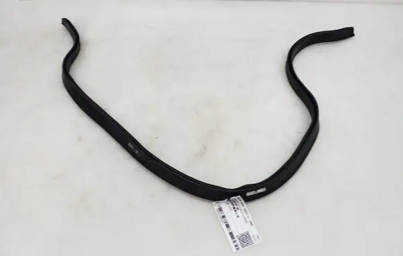 Mercedes-Benz ML W164 Engine compartment rubber A1648890298