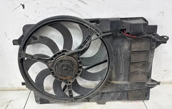 Mini One - Cooper R50 - 53 Electric radiator cooling fan 1475577 PA66GF25 11819310