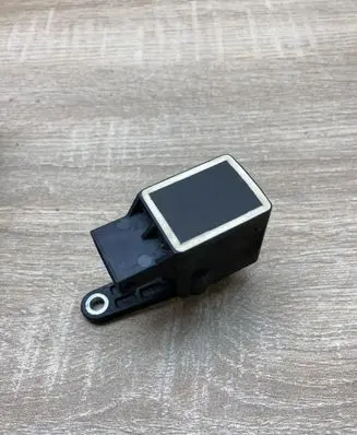 Mercedes-Benz S W221 Rear suspension height sensor lever A0105427717
