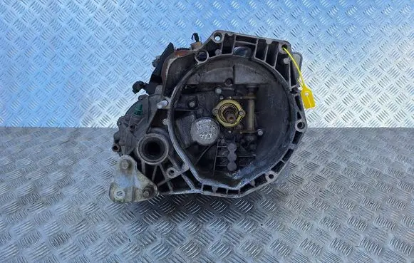 Lancia Ypsilon Manual 5 speed gearbox S27725713