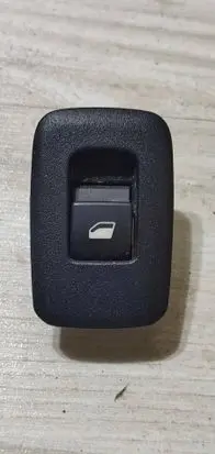 Peugeot Rifter Electric window control switch