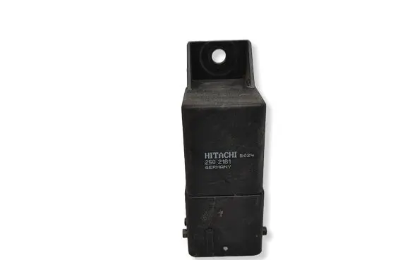 Toyota Proace Glow plug pre-heat relay 9803299780