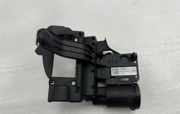Audi A4 S4 B9 Positive cable (battery) 8W0941823E 8W0941823
