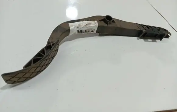 Volkswagen Golf IV Accelerator throttle pedal
