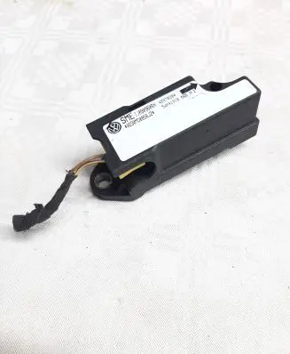 Volkswagen PASSAT B5 Airbag deployment crash/impact sensor 1J0909606N 48970204 5WK41910