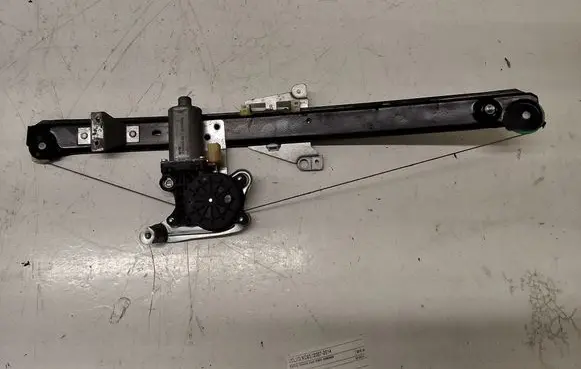 Volvo XC90 Rear window lifting mechanism without motor 04431