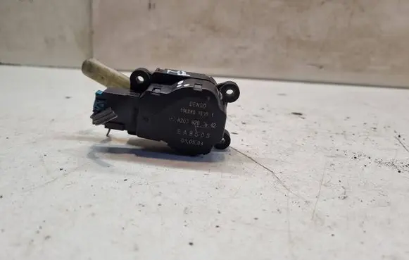 Mercedes-Benz ML W163 Air flap motor/actuator 1168801830 EAB503 A2038201642
