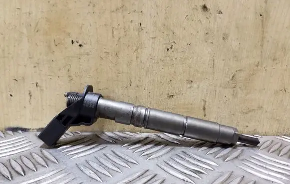 Mercedes-Benz ML W164 Fuel injector A6420701887 0445115072