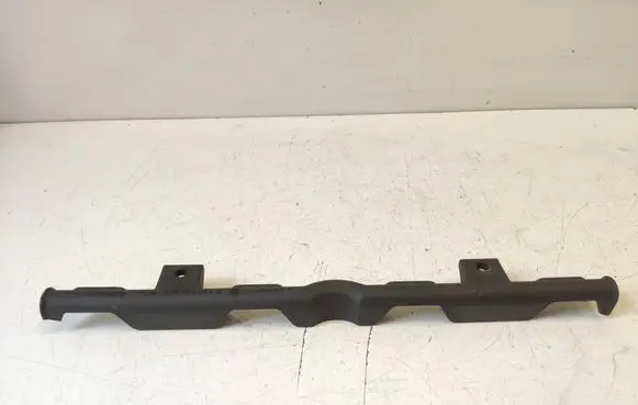 Audi A8 S8 D2 4D other engine part 077103705B