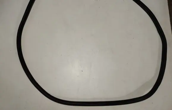 Opel Zafira B Front door rubber seal 