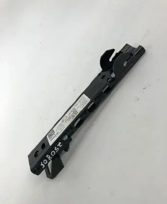 Volkswagen PASSAT B8 Seat belt height adjuster 4m0857819