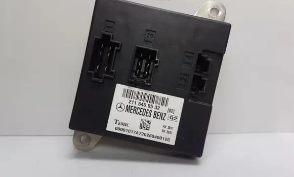 Mercedes-Benz E W211 Comfort/convenience module 2115450532