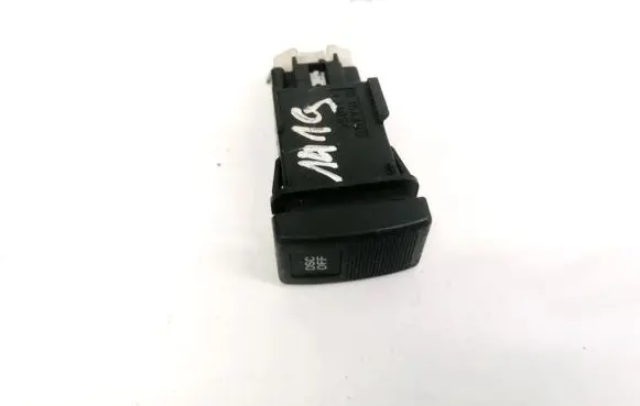 Traction control (ASR) switch