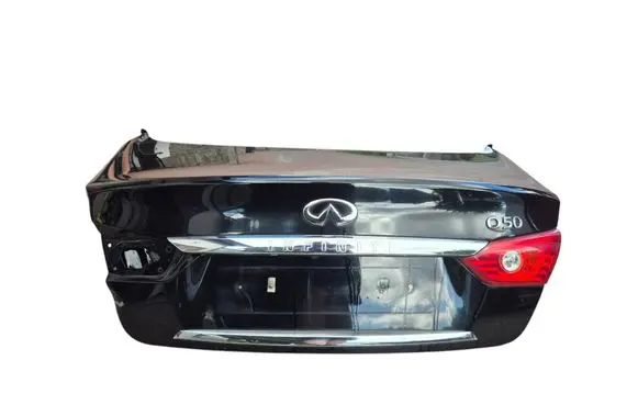 Infiniti Q50 Tailgate/trunk/boot lid