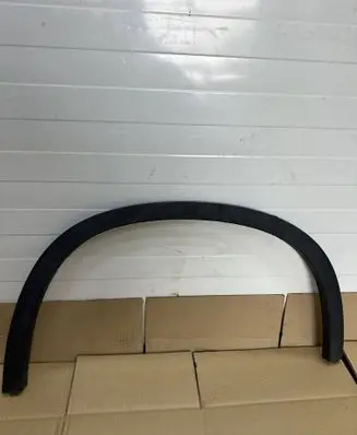 BMW X1 E84 Front arch trim 2990166