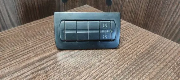 Mercedes-Benz Vito Viano W639 Seat heating switch 6396890939 A6396890939