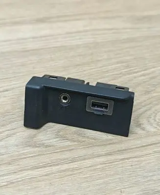 Volvo V60 USB socket connector 30657961