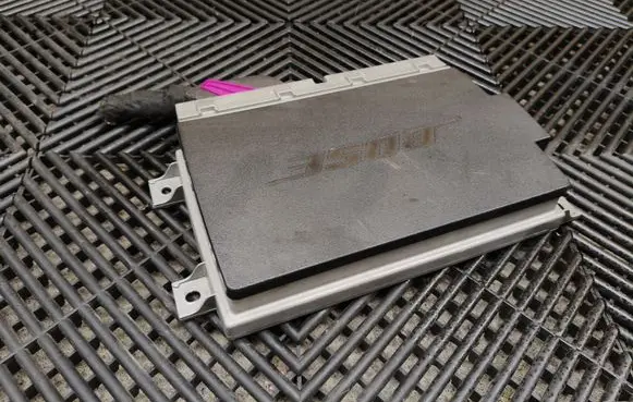Audi Q7 4M Sound amplifier 4M0035223