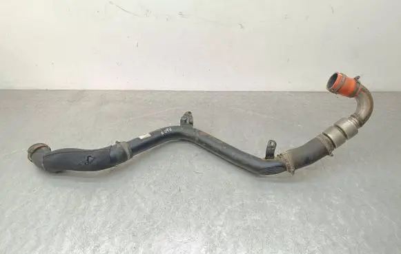 Ford Mondeo MK IV Intercooler hose/pipe