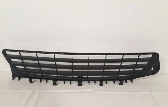 Opel Signum Front bumper lower grill 13100588 0551004542