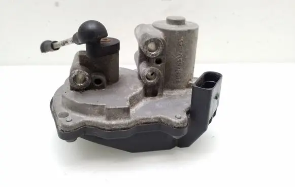 Audi A4 S4 B7 8E 8H Intake manifold valve actuator/motor 06F133482 A2C53042178