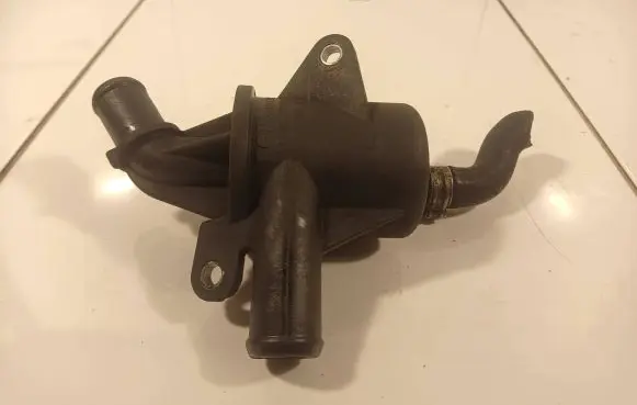 Opel Corsa D Breather/breather pipe/hose 55185372