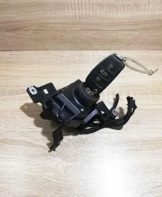 Audi A6 S6 C6 4F Ignition lock 4F0910131G 10703600458454