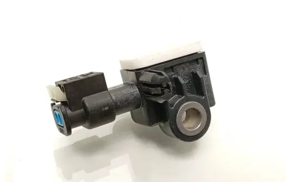 Mercedes-Benz A W176 Airbag deployment crash/impact sensor A1668210151