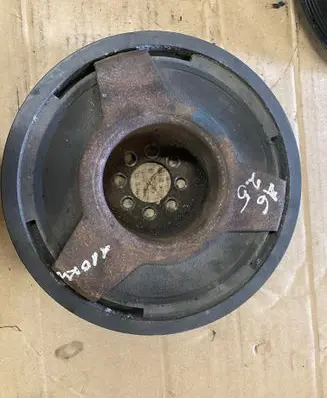 Audi A6 S6 C5 4B Crankshaft pulley 059105251M