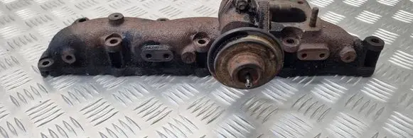 KIA Carnival Exhaust manifold