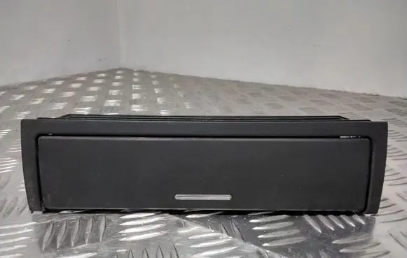 BMW 3 E46 Dashboard storage box/compartment 51168196115121451 307180200 E3948L