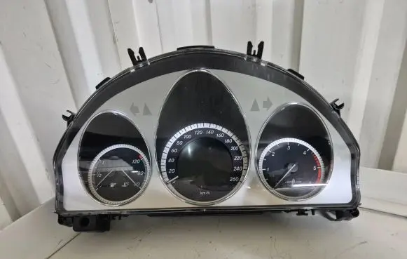 Mercedes-Benz GLK (X204) Speedometer (instrument cluster) A2044402611 A2049003802 A2129020402