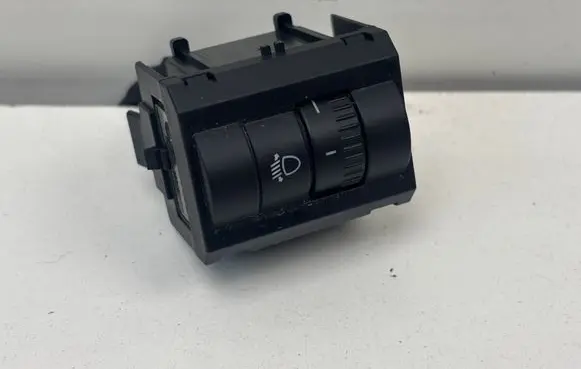 Skoda Rapid (NH) Headlight level height control switch 5JA94L333A