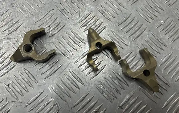 BMW 1 F20 F21 Fuel Injector clamp holder 