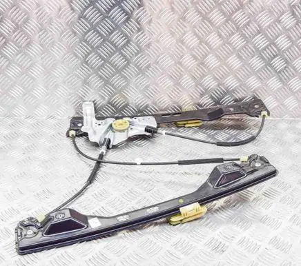 Opel Zafira C Front door electric window regulator 927205100 13260137