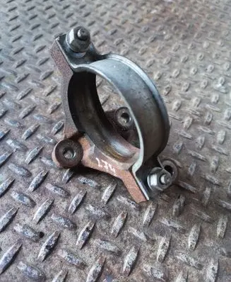 Ford Mondeo MK V Driveshaft support bearing bracket AV613K305CA