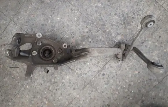 Audi A4 Allroad B8 Front wheel hub spindle knuckle 8K0407257L