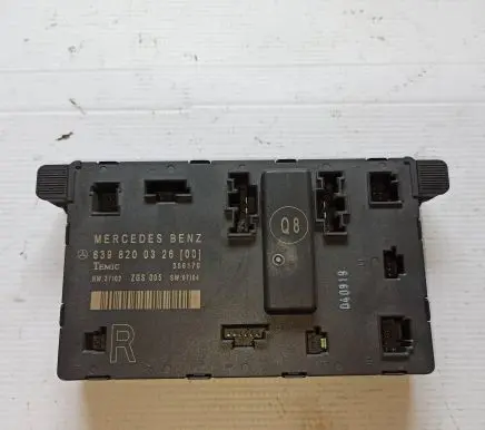 Mercedes-Benz Vito Viano W639 Engine control unit/module 6398200326 356170 ZGS005