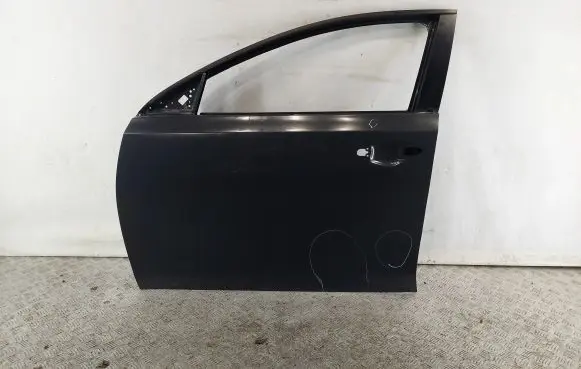 KIA Ceed Front door